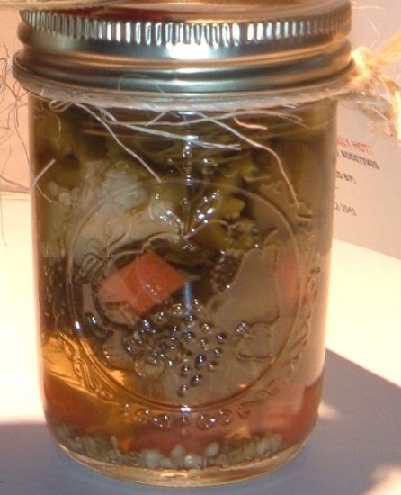 GIARDINIERA HOT PEPPER SALSA 8 OZ MASON JAR
