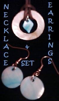Diamond Shaped Necklace with Coordinating Earrings.