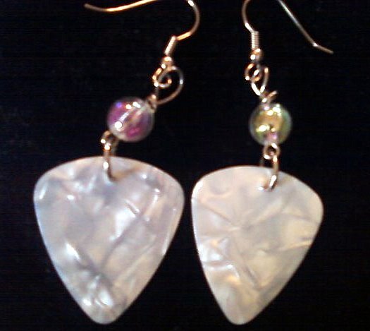 Pearly White Guitar Earring.