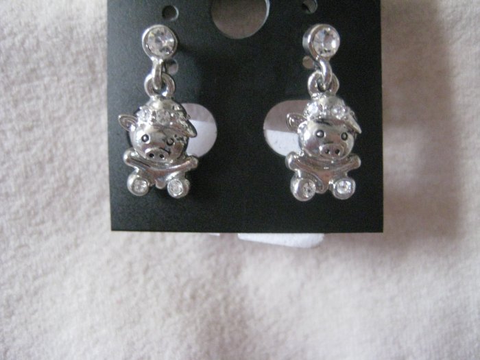 CHILDRENS WHITE EARRINGS