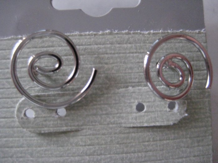 BEAUTIFUL EARINGS
