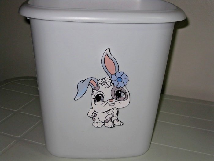 Littlest Pet Shop Trash Can