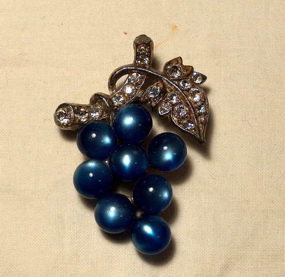 Moonglow Lucite Grape Brooch