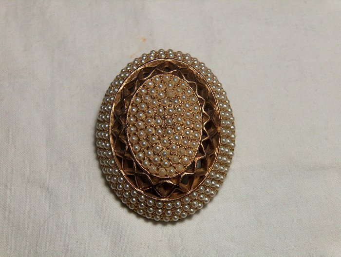 Har Seedpearl Brooch