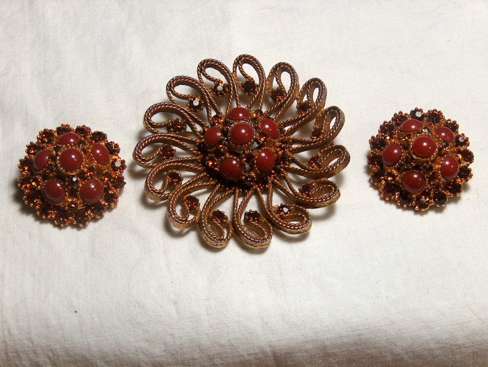 Signed Har Brooch and Earring Demi