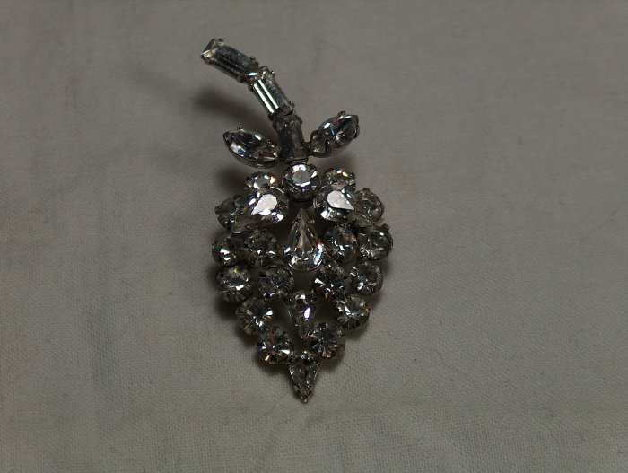 Vintage Rhinestone Strawberry Brooch