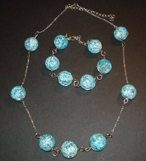 Blue Shattered Globe Necklace & Bracelet Set