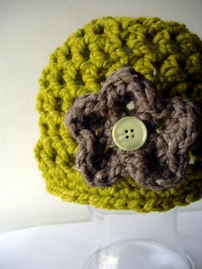 the park bench hat in lemongrass green.