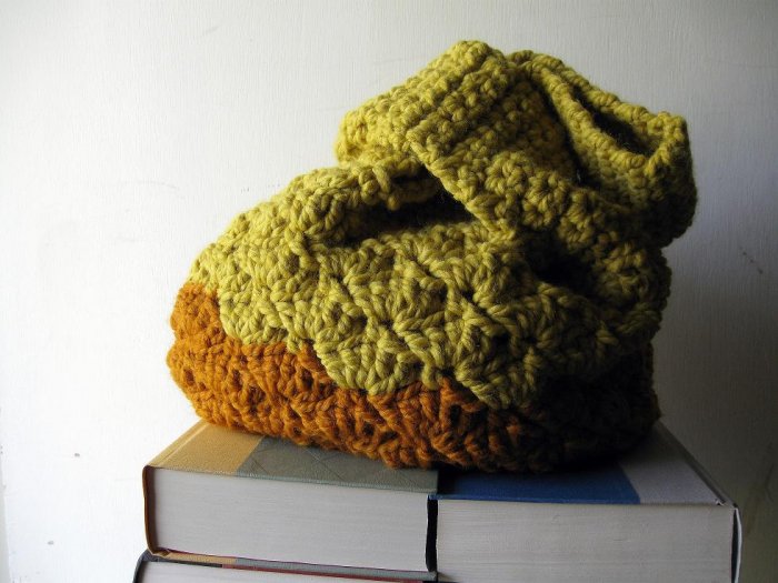 the super chub bag in citron and butterscotch.