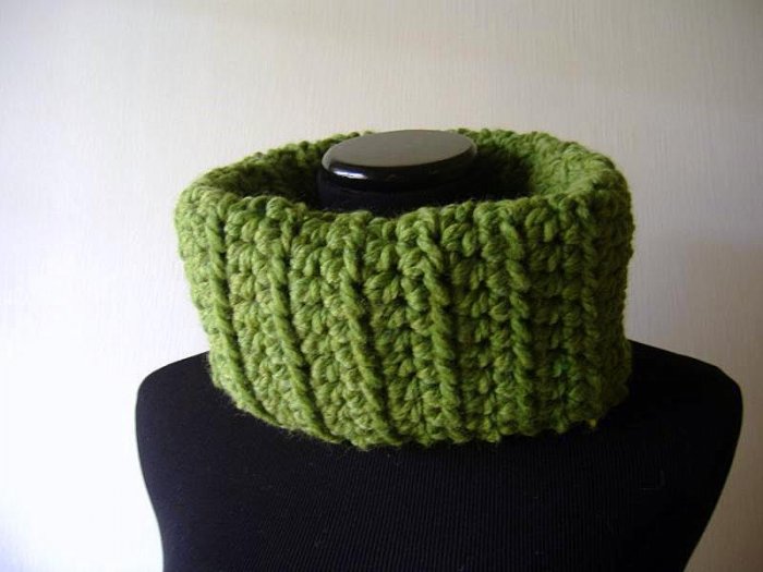 the tomboy cowl.