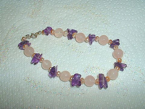 Beautiful Rose Quartz Beads, Pearls, & Amethyst Chip Bracelet