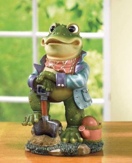 FROGGY GARDENER STATUE---Item #: 38008