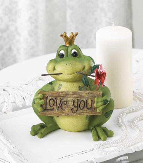 LOVE YOU FROG PRINCE FIGURINE---Item #: 38445