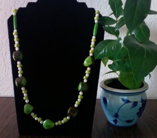 Long Necklace - Green & Ivory