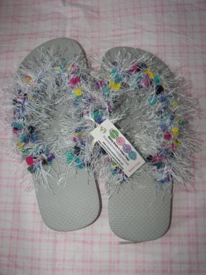 A38- Adult Fun Flip-Flops Sm 5-6