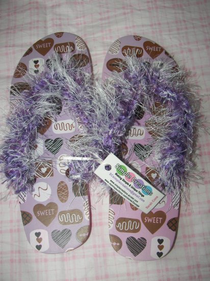 A35- Adult Fun Flip-Flop Med. 6-7