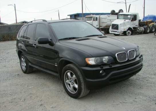Directory of dealers specialized in damaged vehicule