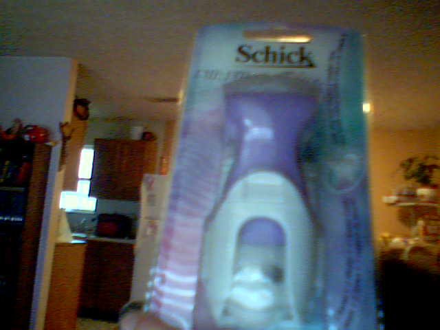 Schick Silk Effects Razor.