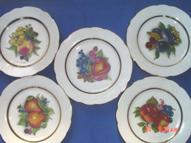 Stoke on Trent - England Decorative Plates