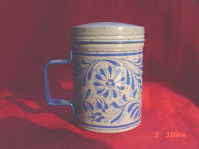 1977 Avon Country Talc Shaker with Sweet Honesty Talc