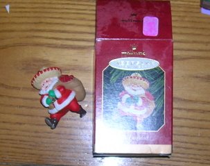 1999 Feliz Navidad Hallmark Ornament
