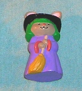 1993 Hallmark Merry Miniature Witch Mouse