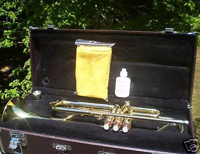 Yamaha Trumpet YTR 2320