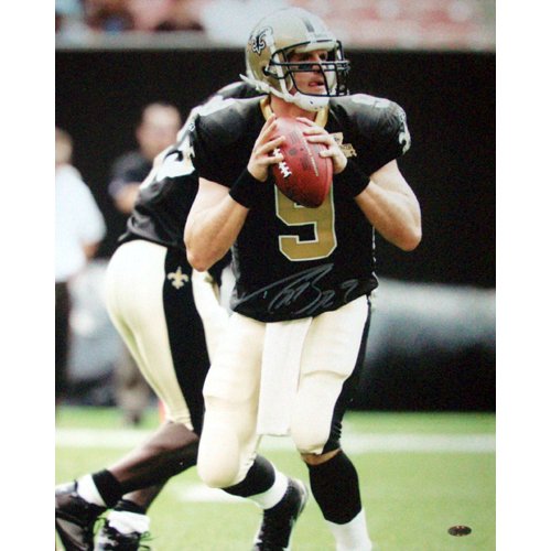 Drew Brees Autographed Picture - 16x20