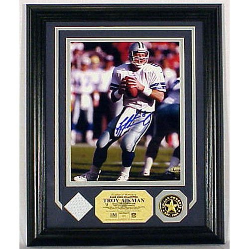 Troy Aikman Autographed G.u. Jersey Photo Mint