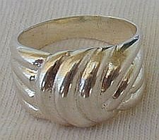 Shiny silver ring