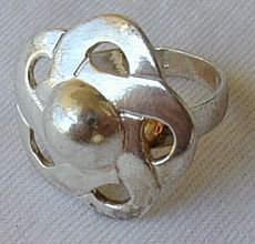 Silver flower ring