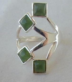 Green branch ring