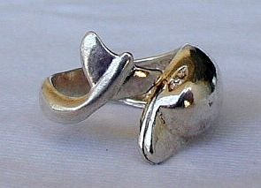 Dolphin ring