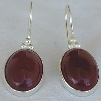 Red agate oval earrings