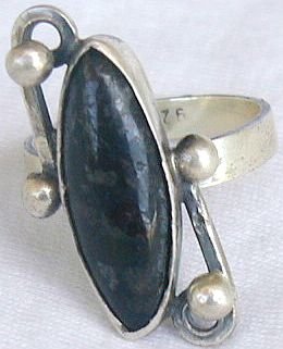Black glass ring