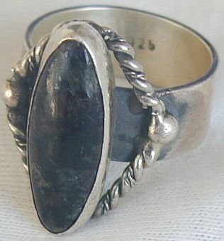 Fashion blacky ring