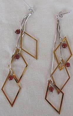 Dangling Rhombus earrings