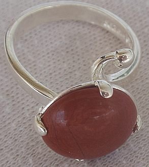Red ball ring