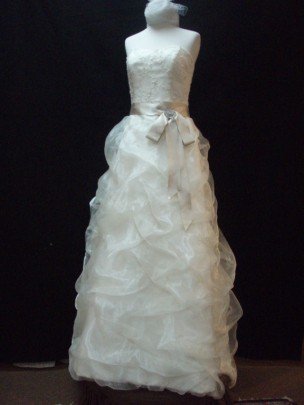 Brand New Monique LUO Wedding Dress Gown Size 10