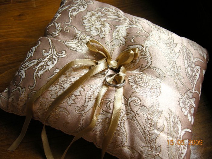an Eternal Covenant collection - Ring Pillow