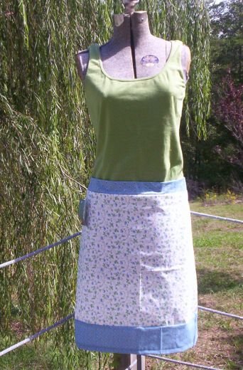 Country Flowers Apron Skirt