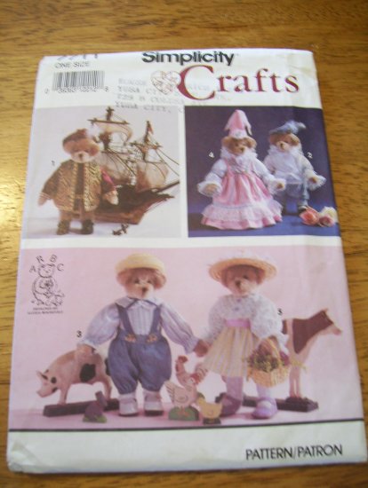 Simplicity 7711 13" Jointed Historical Bear and Clothes Pattern