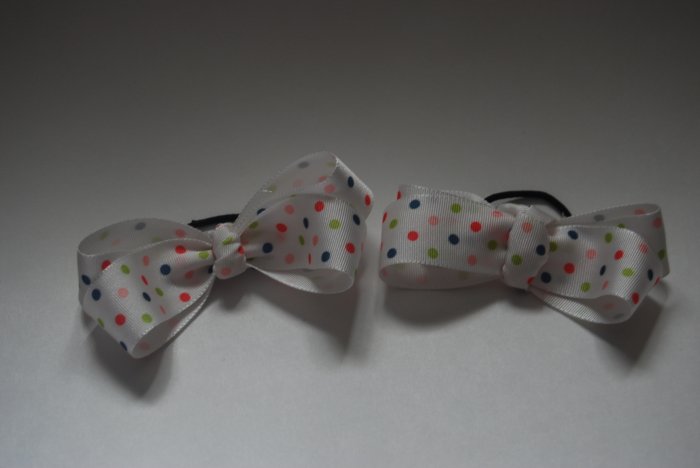 Pretty dots pony bow