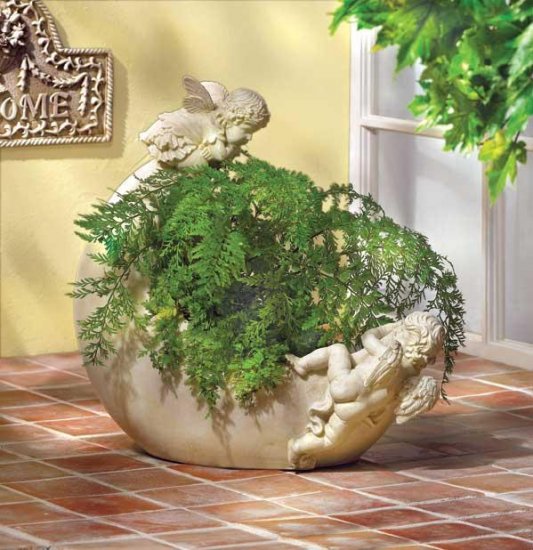 ANGELS AND CHERUBS MOON PLANTER GARDEN RETREAT