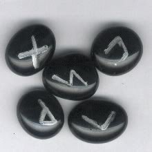 Healing Runes - A set of 5 runes used for divination.