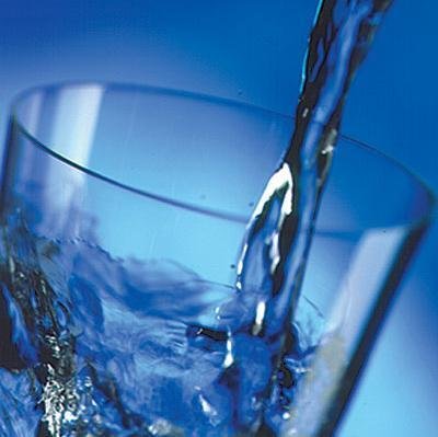 CREATE AN ALKALIZER IONIZER PURIFIER BY CHARGING WATER!