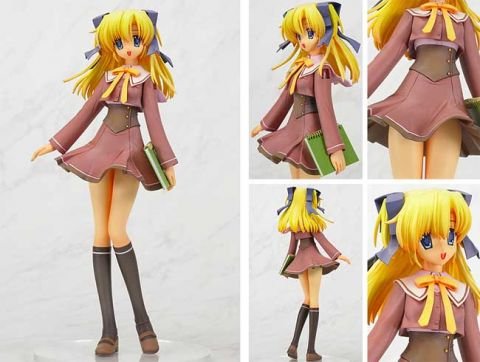 Canvas 2: Elis Housen 1/8 Scale PVC Figure