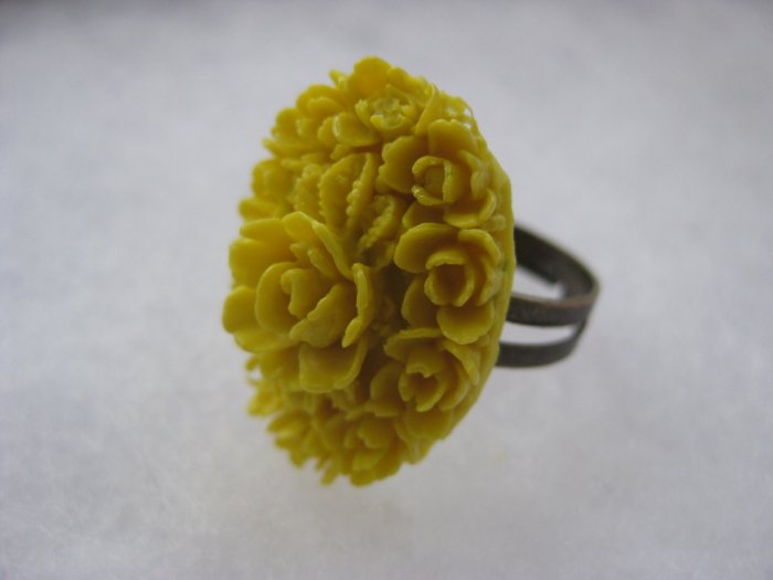 Handmade Ring - Yellow Vintage Floral Cab