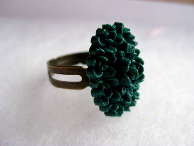 Handmade Ring - Green Vintage Floral Cab