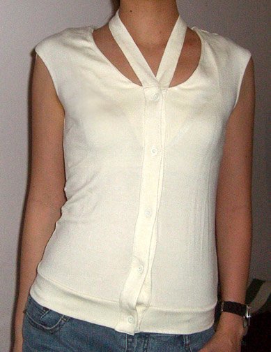 Neck-in-Tee